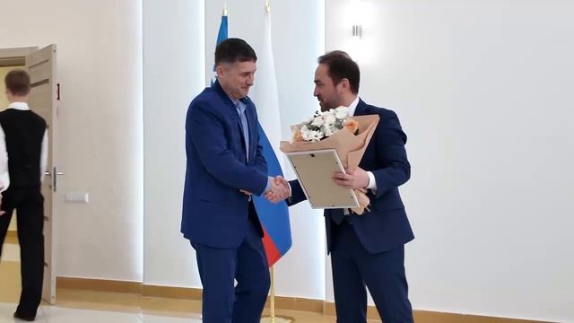 День работника бытового обслуживания населения и жилищно-коммунального хозяйства