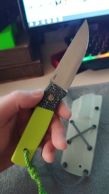 Яркий Пионер из азотистой нержавейки в редких материалах!!!