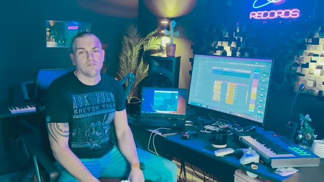 МК 5.45 - ДОМОЙ Сегодня записал новую песню, скоро выйдет.