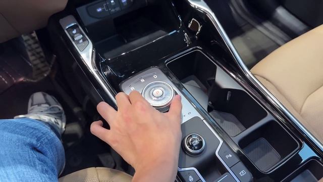 Обзор 5-местного автомобиля KIA Sorento Hybrid X-Line 2026 года выпуска