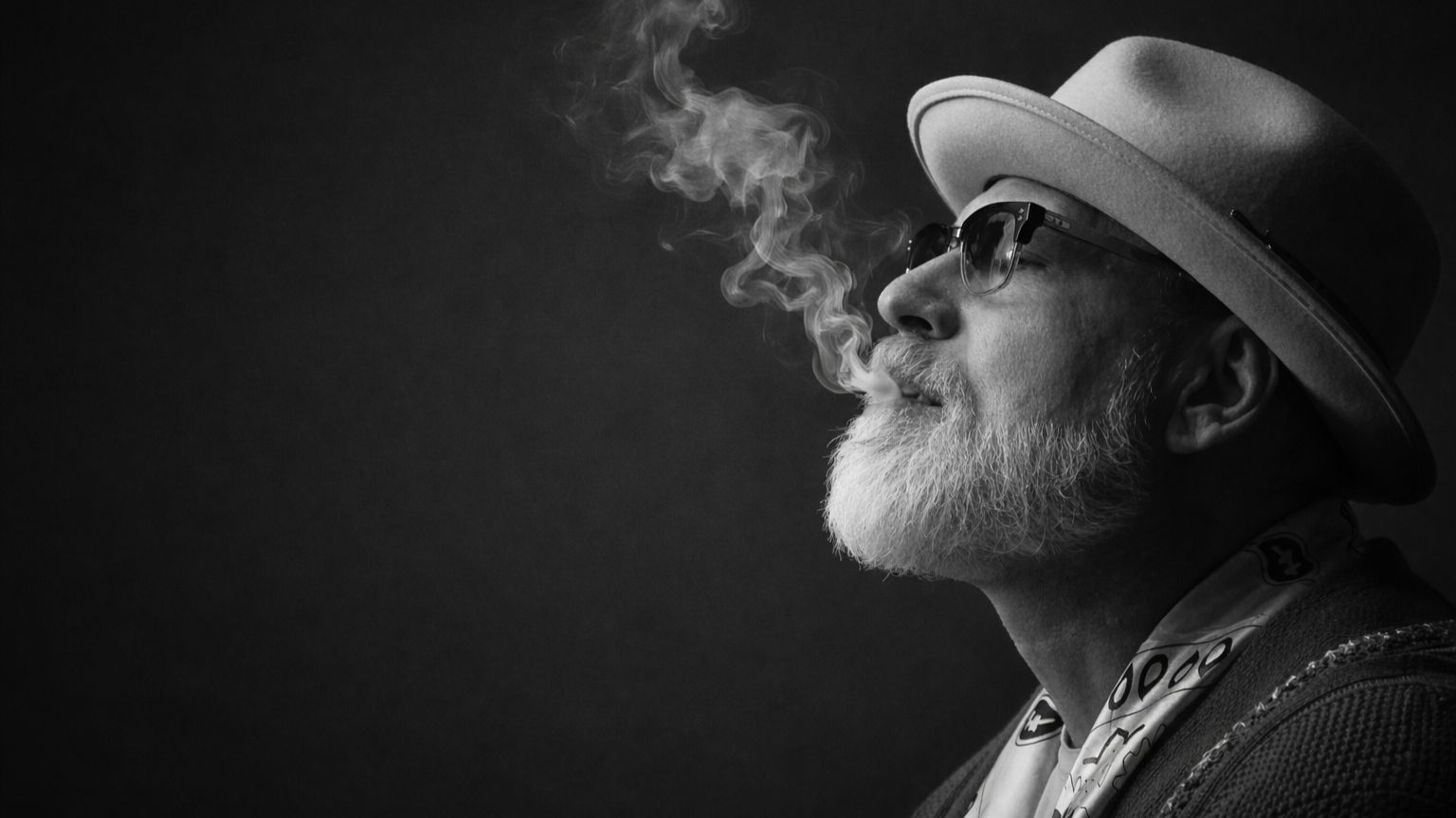 Эверласт вернулся с новым треком «Stones» и представил его акустическую версию. Альбом уже скоро.