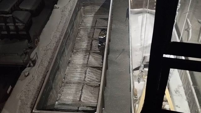 Работа на портальном кране 21 (Зачистка вагона)