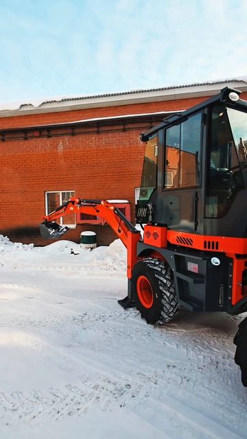 Экскаватор-погрузчик: когда два в одном - это больше, чем просто техника