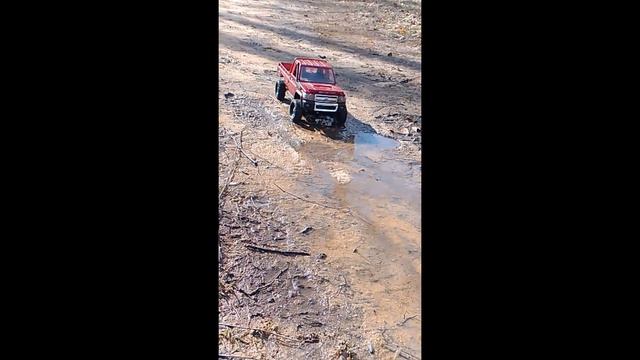 мн 82 ползёт по снегу