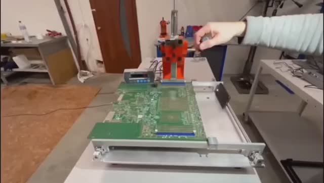 Установка для запрессовки Press Fit разъемов LPM3 (Демонстрация работы)