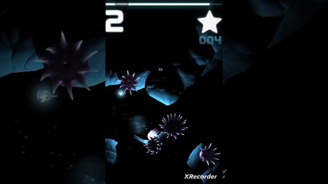 путешествие светящаясяй медузы по глубинам