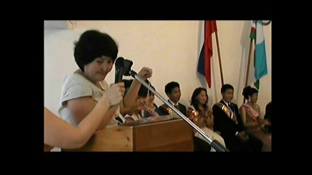 2013 сыл. М. К. Аммосов аатынан Хатырык орто оскуолатын выпускниктара.