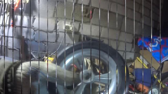 Ремонтирую хозтележку.