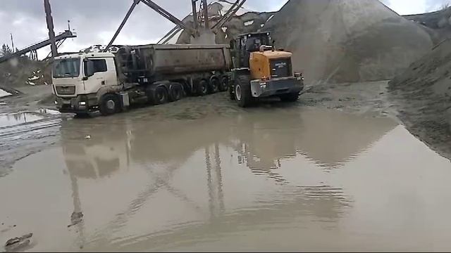 Отсев фр.0-5 мм погрузка на карьере