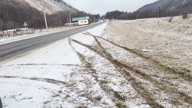 ПЫТАЮСЬ НЕ РАЗЛОЖИТЬСЯ ЗИМОЙ НА ПРИОРЕ! #шеснарь #приора #дтп #гонки #lada #drift