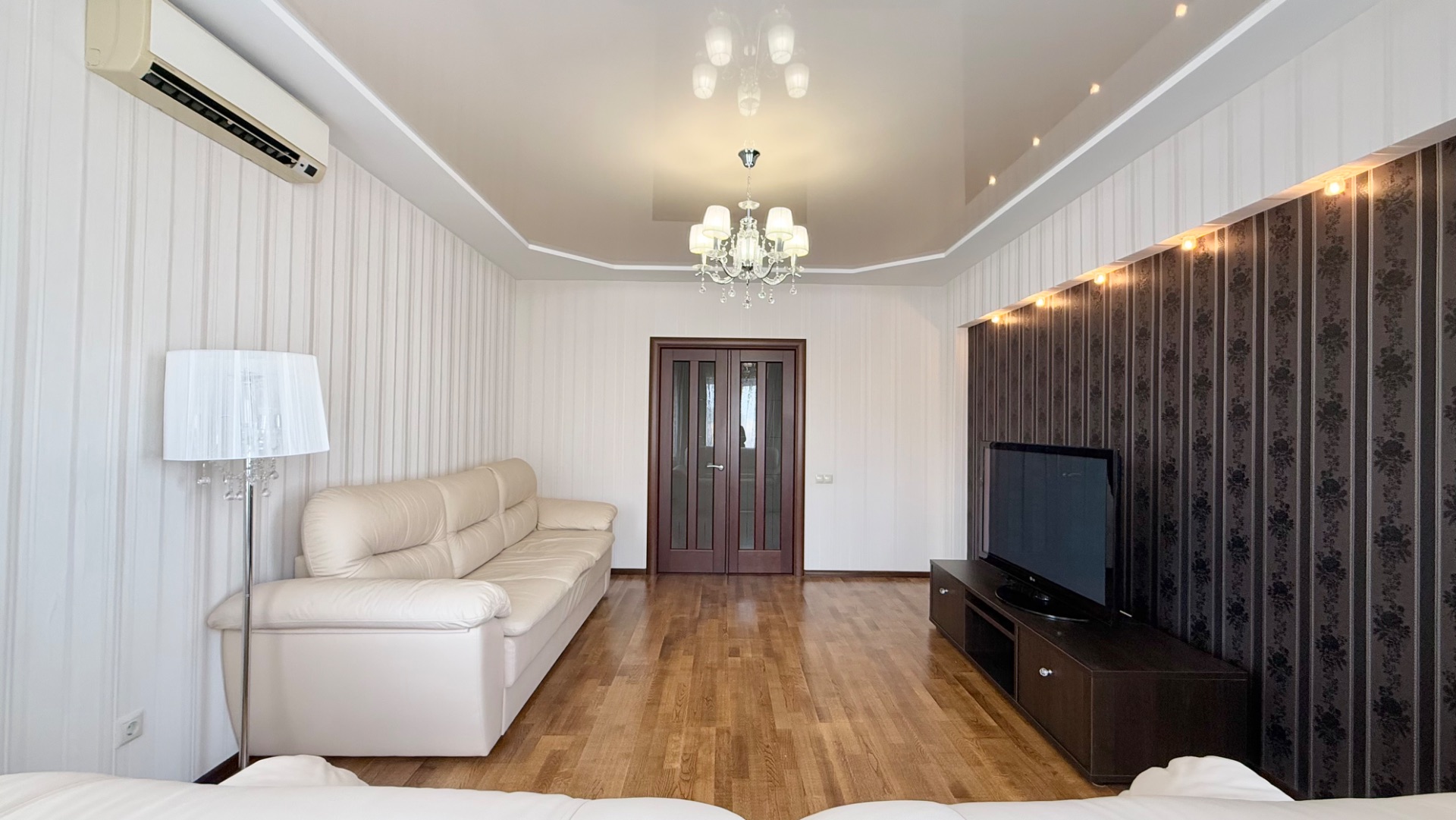 В продаже двухкомнатная квартира в СЗР