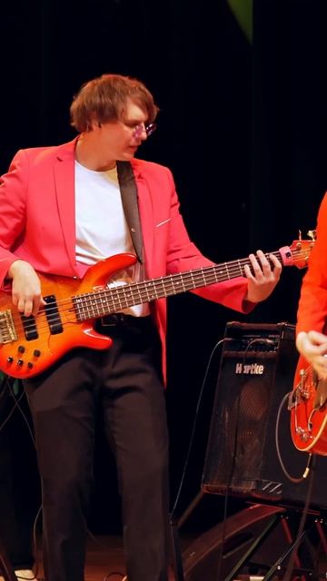 Когда публика ценит стиль, выбирают Стиляги Band