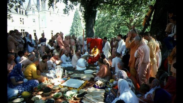 Лекция по прибытии. Материальный мир - опасное место. Шрила Прабхупада 1975.03.08 Лондон