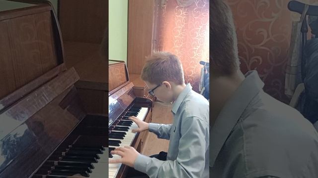 Лазаренко Николай. И.А. Петухов 