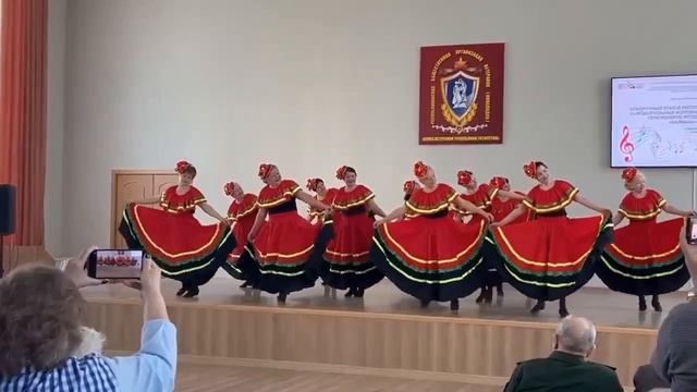 Мексиканский танец Авалюлька. Группа Свет.
19.03.26г.