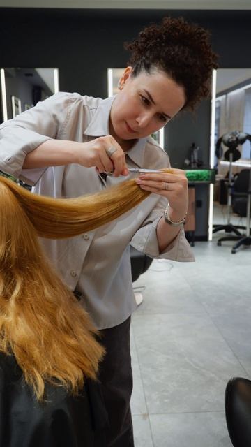 Результат правильной сухой стрижки и укладки