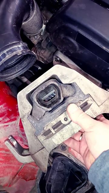 Замена правой подушки ДВС Опель Астра J