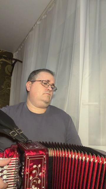 Бери шинель