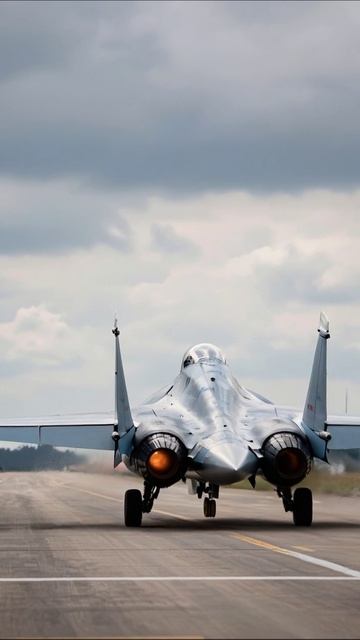 Мрак над небом: угроза в воздухе #война #небезопасность #страх