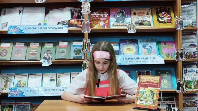 Мордовскую сказку «Как собака друга искала» читает Полина Белякова