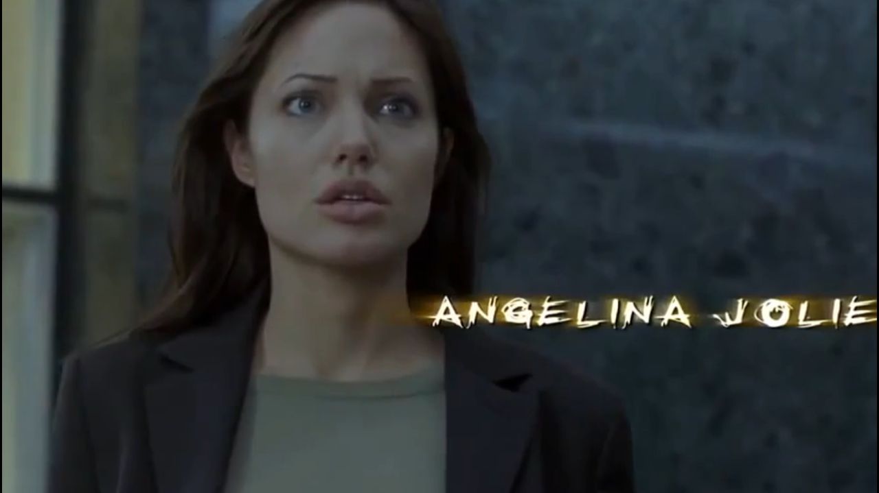 ПРЕКРАСНАЯ Анджелина Джоли