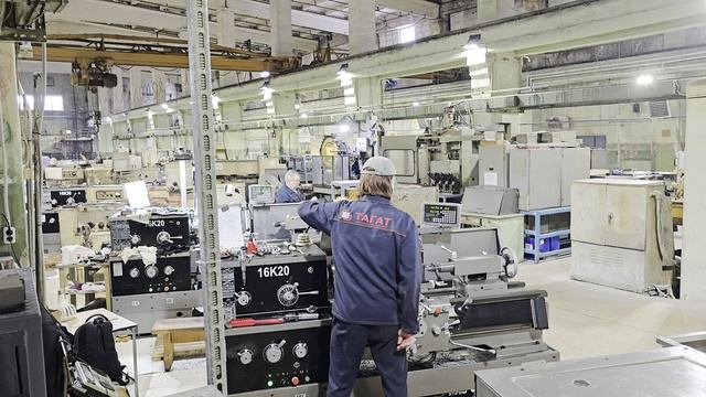 Надоело в ИТ - решила на завод устроиться токарем