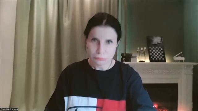 В конце этого подкаста я сама оказалась в тревоге. Настолько, что обнаружила у себя в руках ножницы.