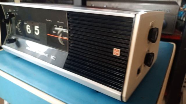 Часы National RC-703