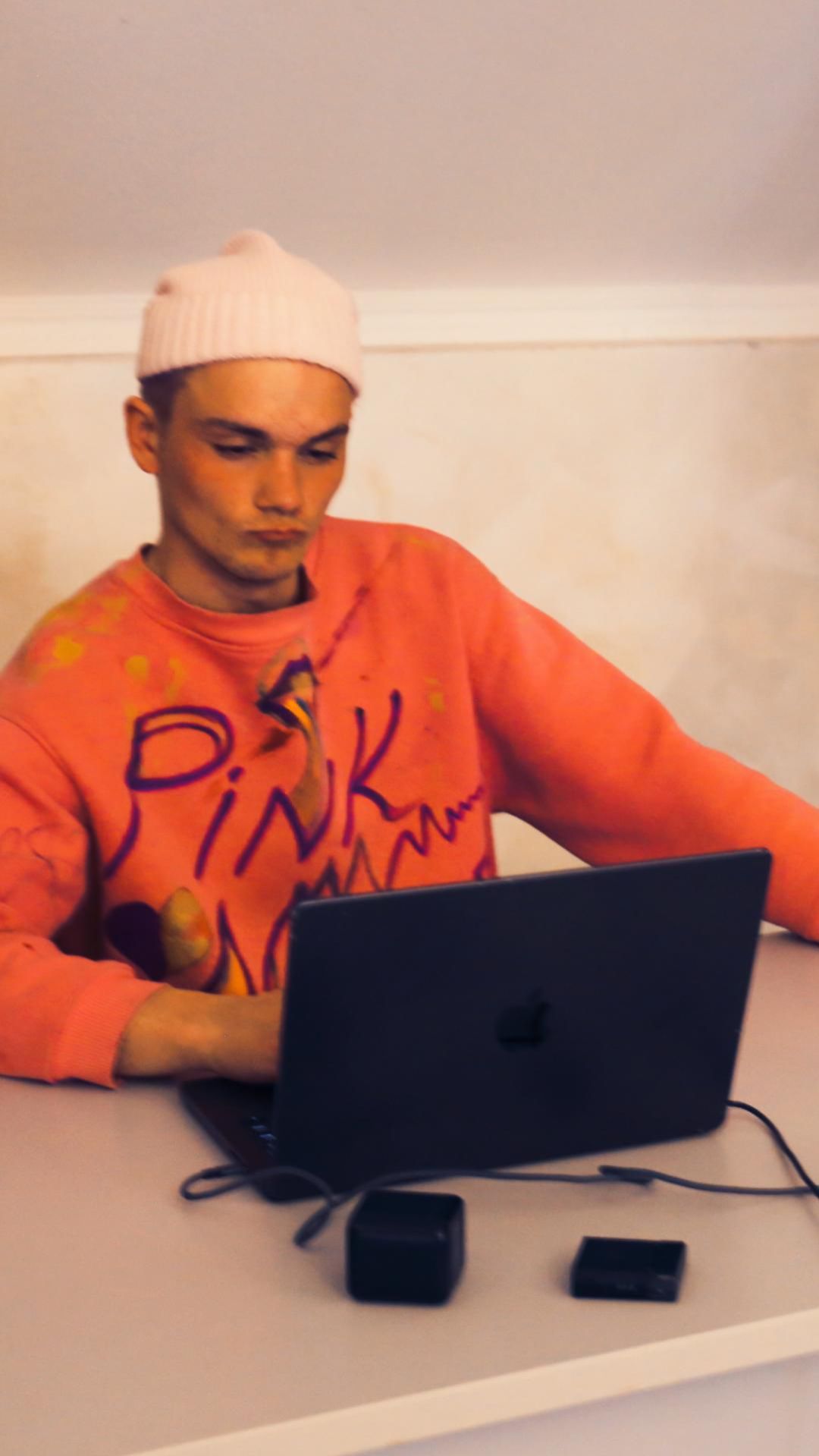 ДОМ ФАРТА PINK NOIZE