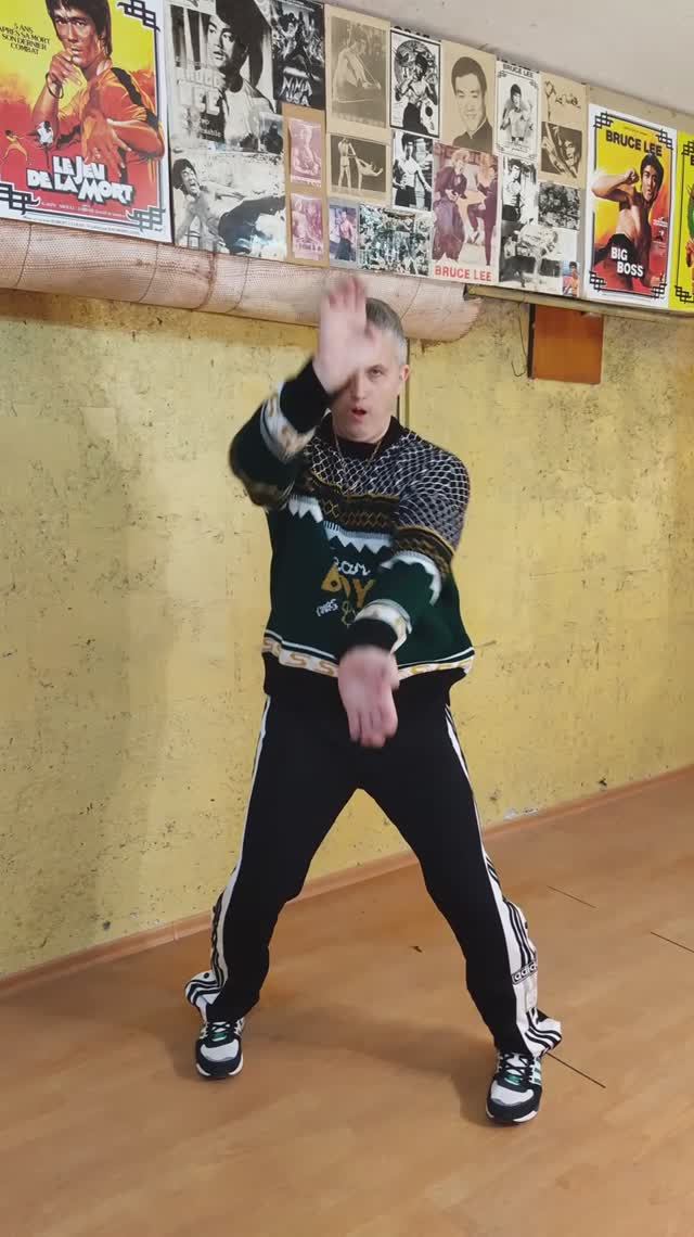 Капсула времени из 90х - Брюс Ли и Виктор Цой