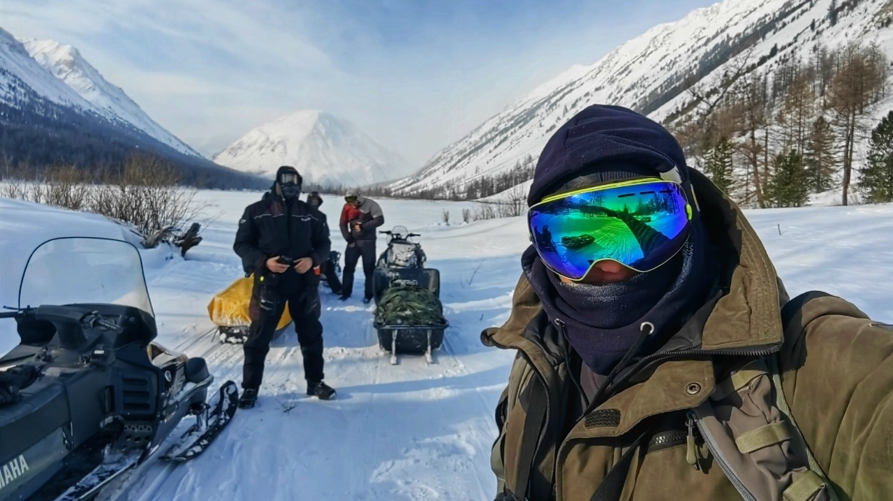 Тяжёлый день Форсмажор на зимовье Путешествие на Снегоходах в горы