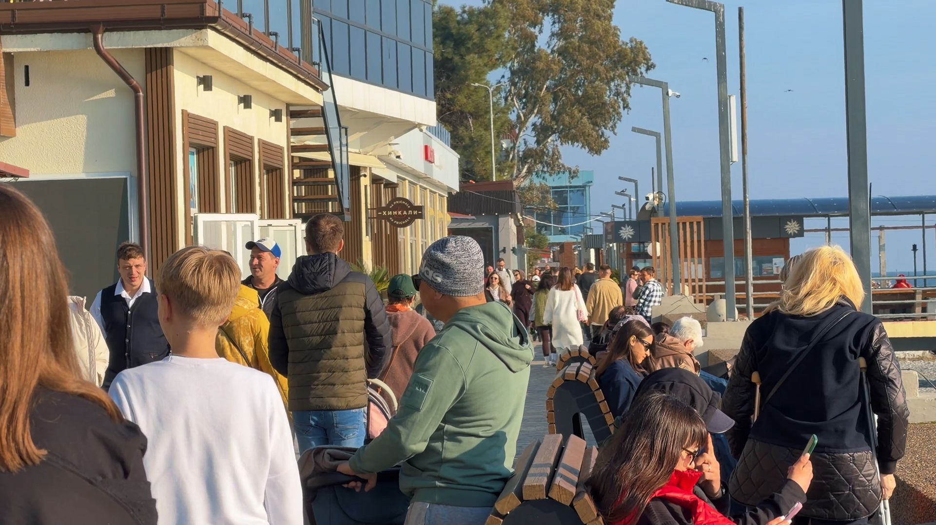 АДЛЕР МАРТ | НЕ ПРОЙТИ | ЛЮДЕЙ КАК ЛЕТОМ