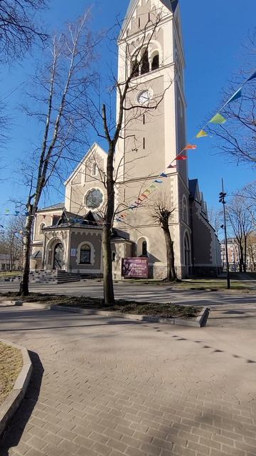 Кирха Королевы Луизы в Центральном парке Калининграда