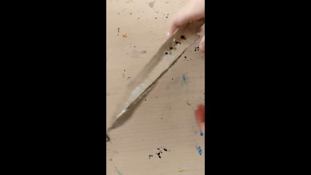 нож  ждикомондо из картона стендоф 2