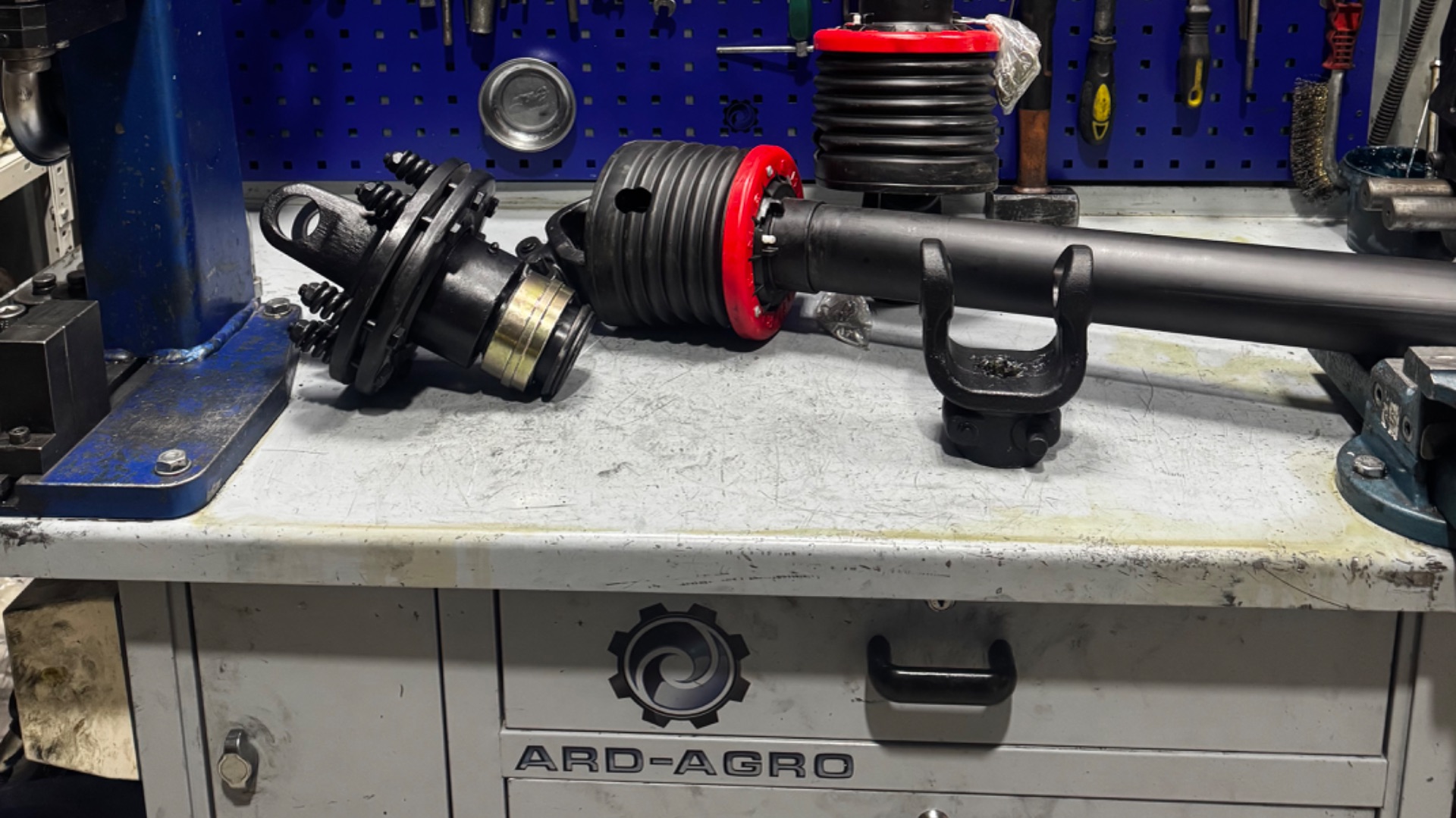 Карданный вал с комбинированной фрикционно-обгонной муфтой для сельхозтехники. Перекомплектация