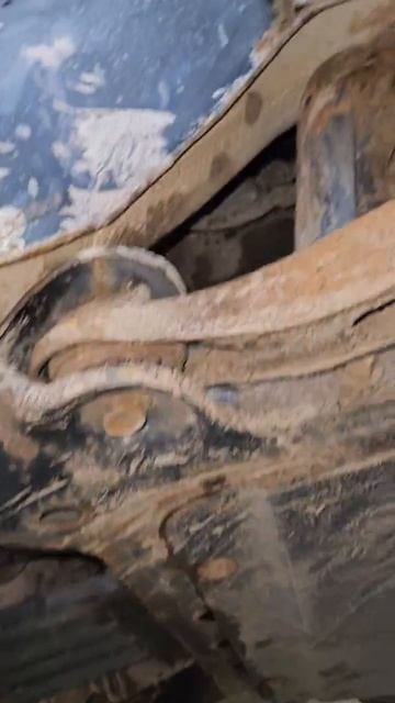 Состояние до пескоструйной зачистки поверхности. Автомобиль 2007г