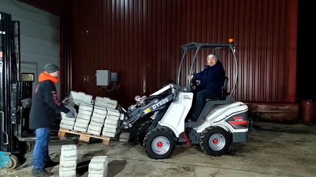 Проверяем фактическую грузоподъёмность погрузчиков TAIAN DY620?