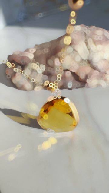 Колье на цепочке 