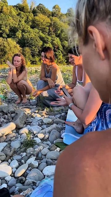 А как у вас отношения с женщинами?