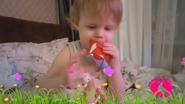 Евушке 1,5 годика и у неё столько забот ,и хлопот что бы все успеть.