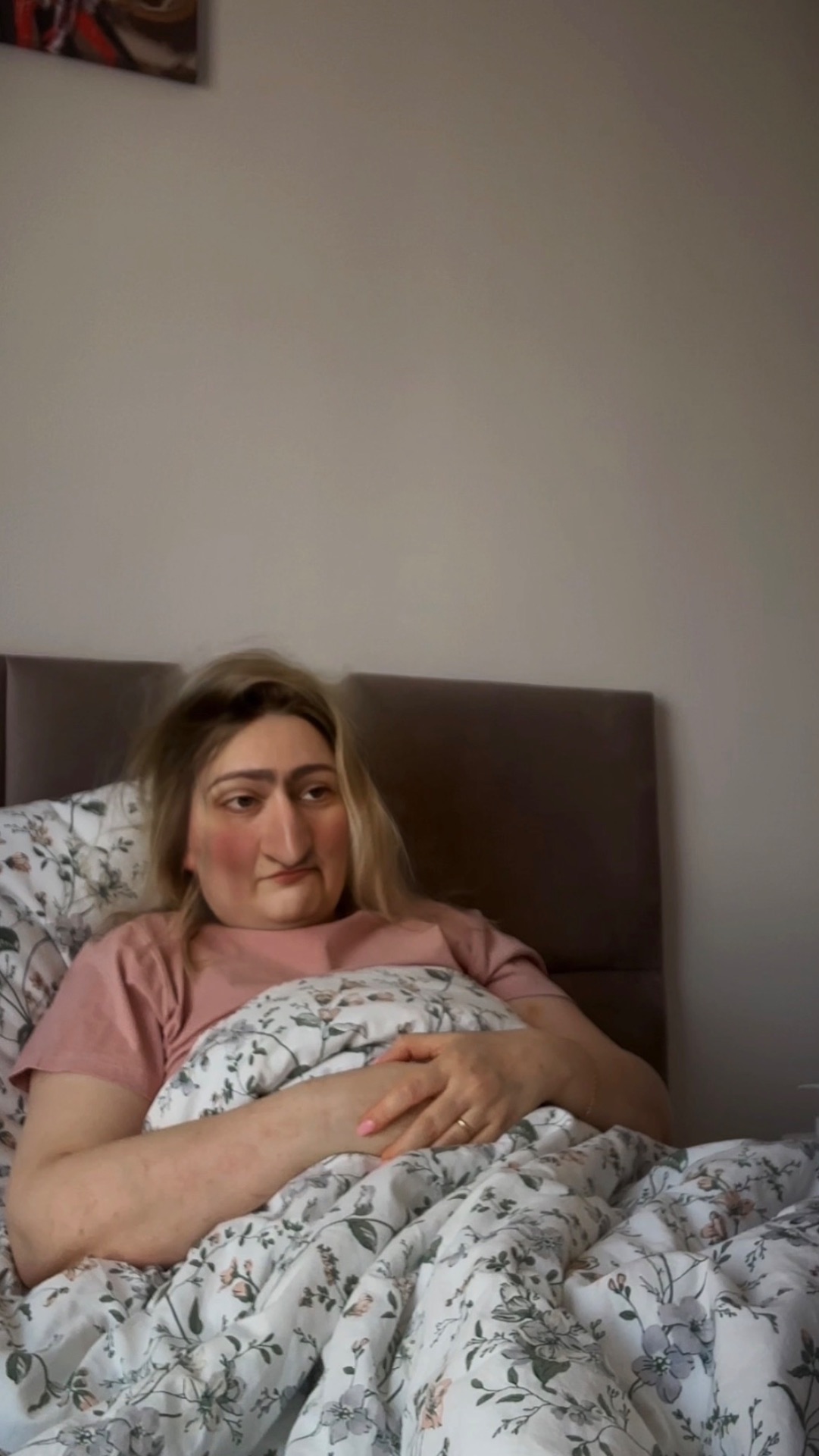 А МОЖЕТ В ДЕКРЕТ 🤣