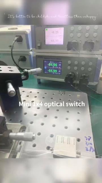 Mechanischer optischer Mini-1×4-Schalter