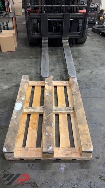 Лайфхаки по вождению погрузчика) В конце получился совсем не тот результат, который мы ожидали😁