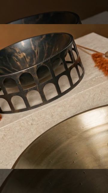 D9312 Чаша декоративные, набор 2 предмета 39х39х12; 28х28х10см Glasar