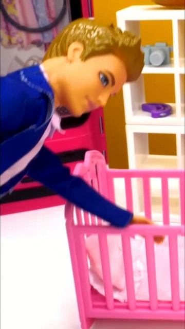 Барби и Кен в магазине: что купить для будущего малыша? 🎀 #барби #игрушкидлядевочек #длядетей