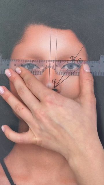 От эскиза к идеальной форме — шаг за шагом создаём безупречные брови 😍