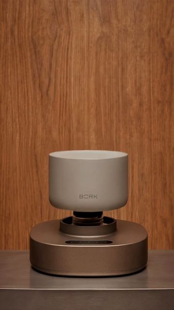 Новинка, созданная совместно с крупнейшим в мире Музеем парфюмерии. Аромастанция BORK.