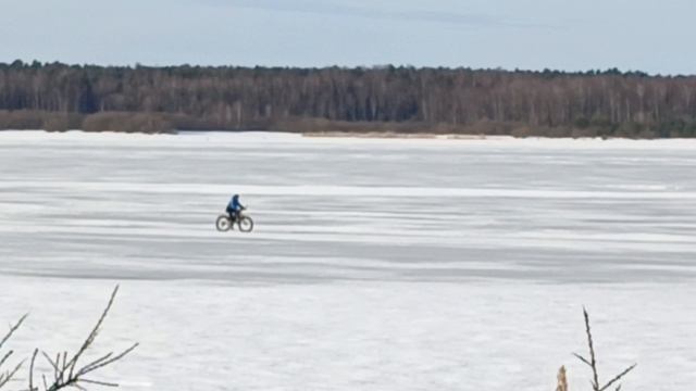 21-22.03.26. На даче. Первые посевы редиса. Помогаем весне.