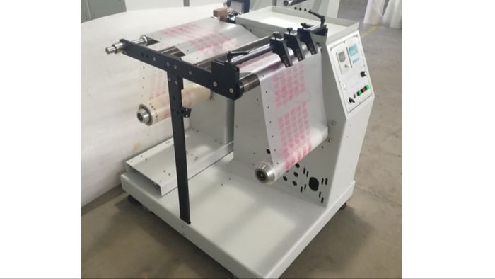 Перемотчик FJ-400B для маркировки упаковочных плёнок.