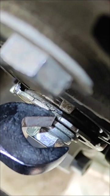 натяжной ролик ГРМ мотор лада гранта 8 клапанов 1.6